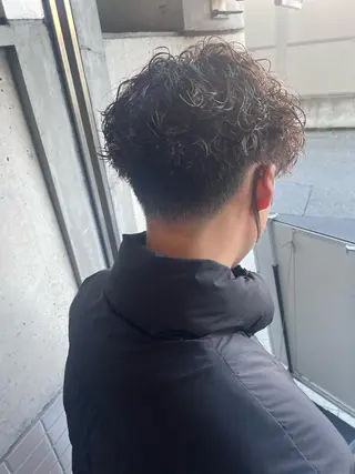 パーマ メンズ 大阪美容師 井上智博のヘアスタイル