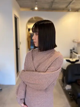 ショート 中目黒ブリーチカラー ボブ橋本青輝のヘアスタイル