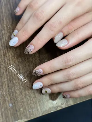 ネイル Blue daisy 栄本店のネイルデザイン