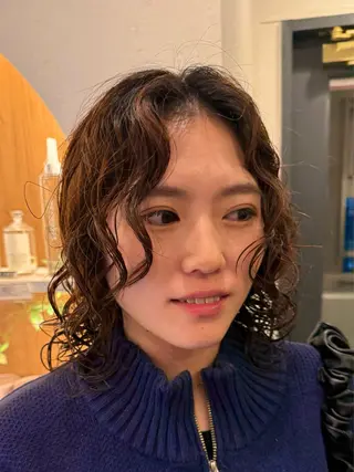 セミロング オリーブカラー/みづ き/ボブパーマ🤍のヘアスタイル