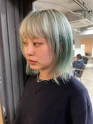 ミディアム 安部佑哉/ハイトーン /レイヤー/ブリーチのヘアスタイル