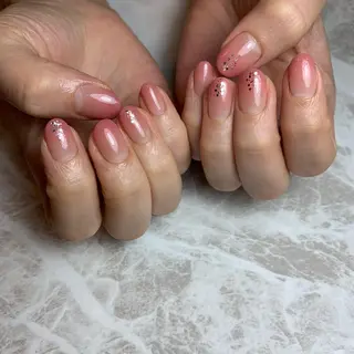 ネイル 里見 麗のネイルデザイン