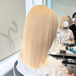 セミロング カラー 💫色落ちまで可愛い ブリーチ💫ユウゴのヘアスタイル