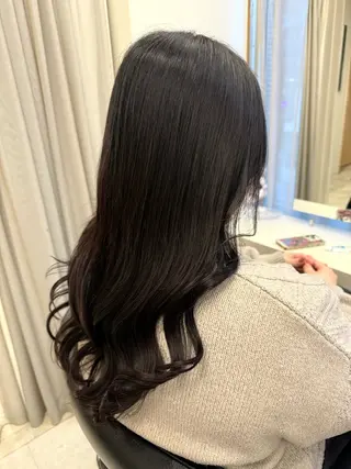ロング カラー haru 髪質改善サロンのヘアスタイル