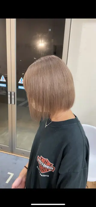 ミディアム カラー 橋本翔 /レイヤーカットのヘアスタイル