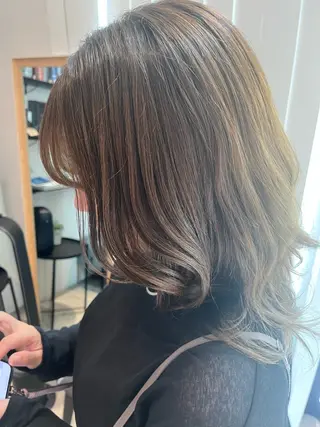ミディアム 垢抜け/イメチェン color🦩ちあきのヘアスタイル
