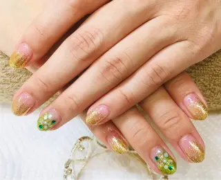 ネイル CROWN プライベートサロンのネイルデザイン