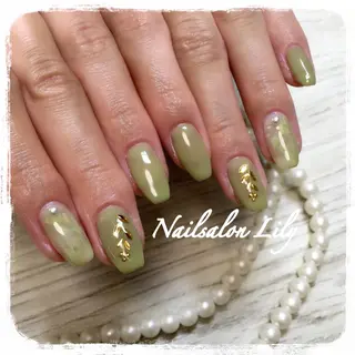 ネイル Lily*nail 🌻Mii🌻のネイルデザイン