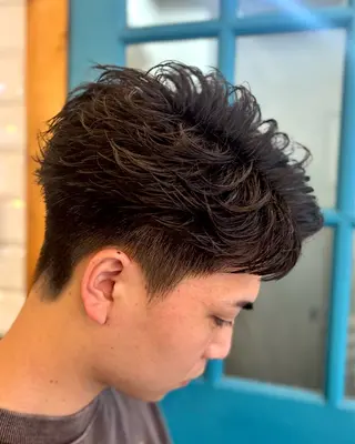 ショート パーマ ショート、韓国メンズ ヘアのかつらぎのヘアスタイル