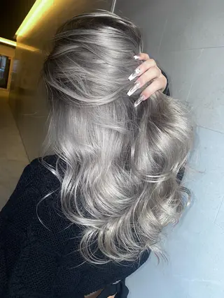 ミディアム カラー ハイトーンボブ /tasukuのヘアスタイル