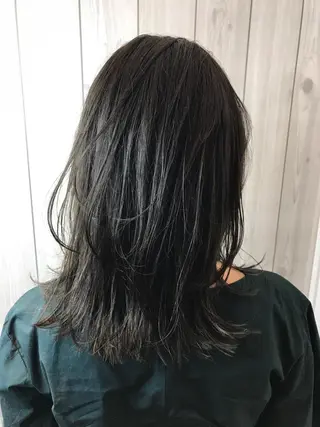 セミロング 酸性ストレート/ブリ ーチなし/中村 匠のヘアスタイル