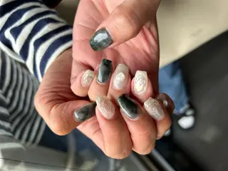 ネイル ✴︎ Delightのネイルデザイン