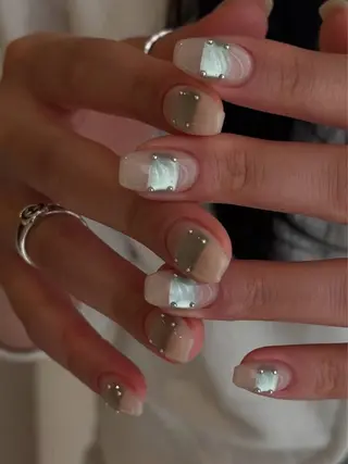 ミディアム Atelier nail salonのネイルデザイン