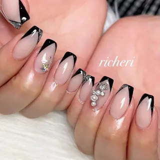 ミディアム ネイル richeri beautyのエステ・リラクイメージ