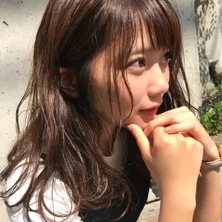 ロング カラー 韓国レイヤーカット 🧸ベージュカラーのヘアスタイル