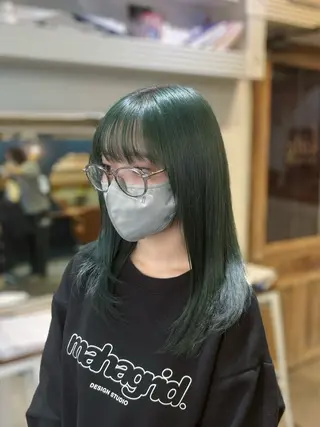 セミロング カラー ヘアアレンジ Narumi 🧚♂️のマツエク・マツパデザイン