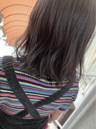 ミディアム Lit.豊橋 夏目のヘアスタイル