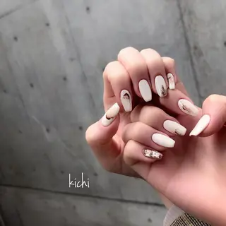 ネイル kichi･: *のネイルデザイン