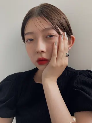 ミディアム 金田 夏野のヘアスタイル