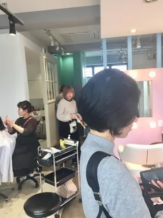 ショート 所渉/韓国レイヤー /ウルフカットのヘアスタイル