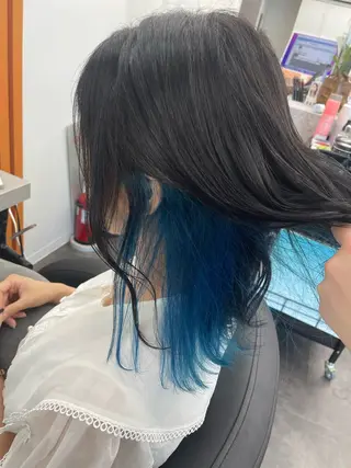 セミロング カラー いとう このみのヘアスタイル