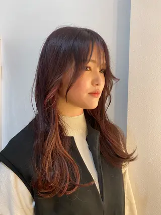 ロング 内田 穂乃香のヘアスタイル