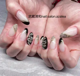 ネイル R inのネイルデザイン