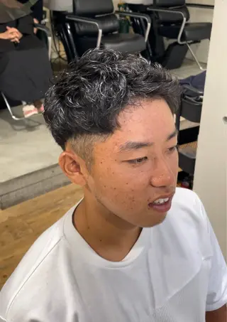 メンズ YUKI 新宿カット パーマ/カラーのヘアスタイル