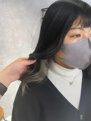 セミロング Cielro/ダブル カラー/西田咲希のヘアスタイル