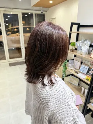 ミディアム カラー 島 歩那のヘアスタイル