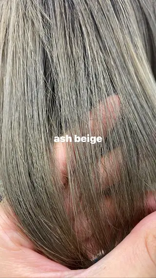 ミディアム カラー ヘアアレンジ ニュアンスヘア🌔 nanakoのヘアスタイル