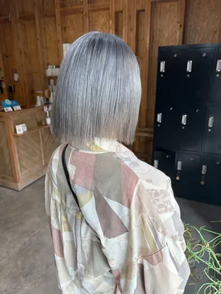 カラー 透けるミルクティー ☕赤味ゼロ★はる吉のヘアスタイル