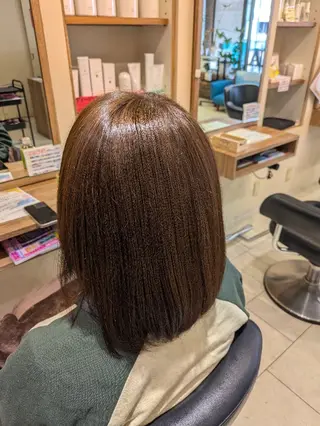 ミディアム 塚原 友紀子のヘアスタイル