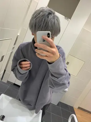 ショート カラー メンズ ✨ホワイトカラー✨ ホワイトブリーチ✨のヘアスタイル