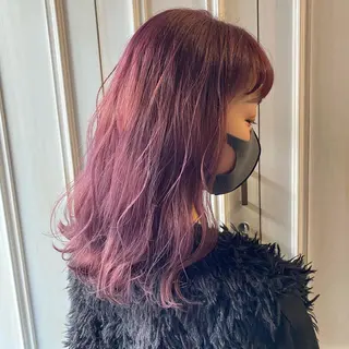 セミロング カラー あさだ しゅうたろうのヘアスタイル