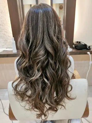 カラー 森下 勝誠のヘアスタイル