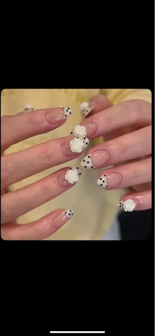 ネイル NiJi Nailsのネイルデザイン