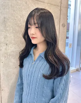 ロング カラー 染谷 遥花のヘアスタイル