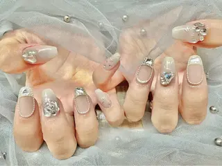 ネイル Luna K.のネイルデザイン