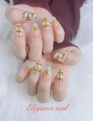 ネイル Elegance Nail本厚木店舗のネイルデザイン