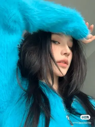 カラー 透明感ベージュ🤎 ナチュラルレイヤーのヘアスタイル