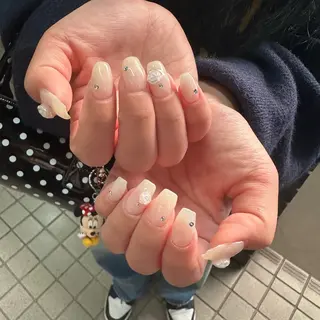 ネイル nami🐰🎀 ガーリー/堺筋本町のネイルデザイン