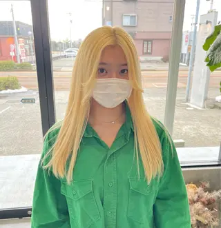 セミロング カラー 一ノ瀬 暁のヘアスタイル