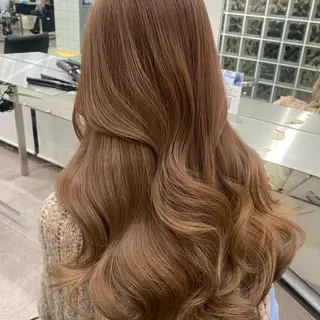 ロング カラー ミルクティーベージュ /sara💛のヘアスタイル