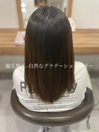 セミロング カラー パーマ やまこし 美裕樹のヘアスタイル