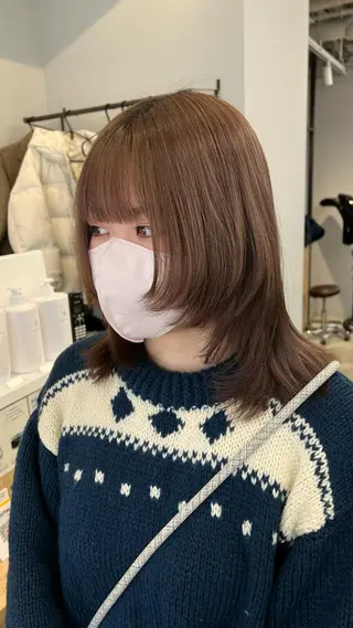 ミディアム カラー ブリーチ毛の縮毛矯正 ハイトーン/岡本智樹のヘアスタイル
