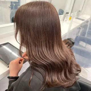 セミロング カラー ヘアアレンジ 韓国レイヤー＆ピンク 艶髪🩶maikoのヘアスタイル