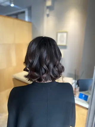 ミディアム miloc MOMOKAのヘアスタイル