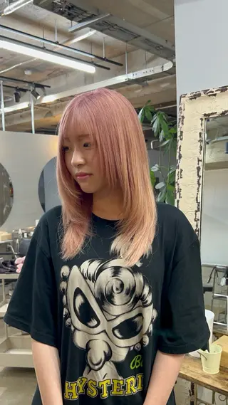 セミロング CUORE クオーレのヘアスタイル