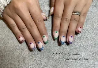 ネイル LAVISH nail salonのネイルデザイン